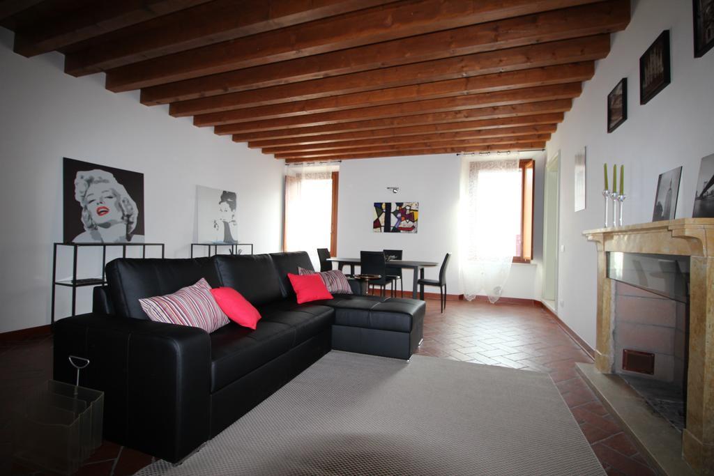 Eleganti Dimore Brescia Exterior foto