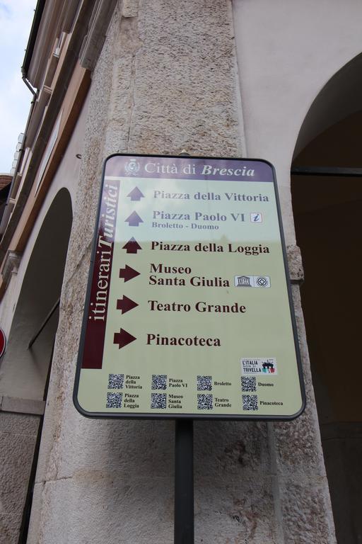 Eleganti Dimore Brescia Exterior foto